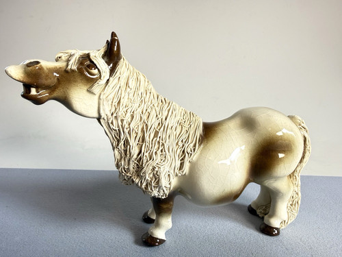 Cute cheval ceramics - ceramics, porcelain