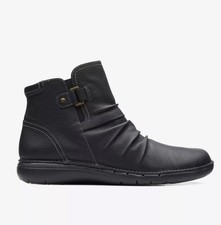 Clarks Ladies * UN LOOP TOP *