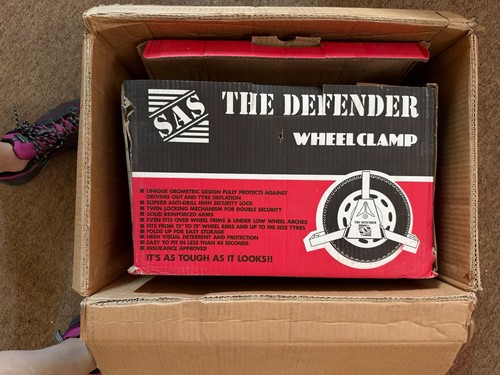 Sas the defender wheel clamp - the,