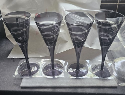 Grey spiral design - design, glasses