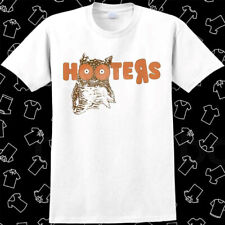 Hooters Waitress T#ts Bird