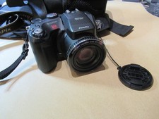 Fuji fine pix S602zoom digital camera, tested  inc bag, manual, memory card etc.