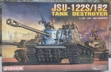 DRAGON 1:35 6047 JSU-122S/152