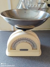 Salter Scales in excellent