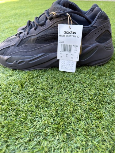 Yeezy boost 700 adults - yeezy, v2