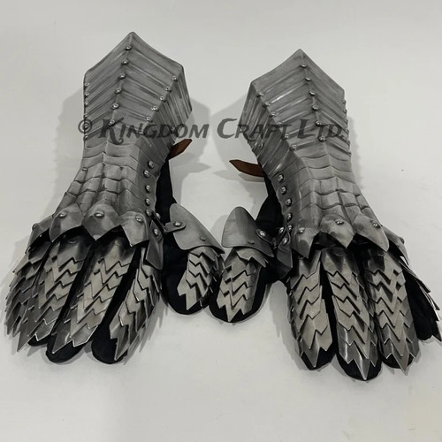 Medieval witch king - medieval,