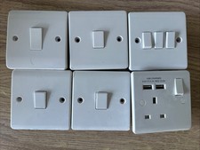4x Electric 1 Gang 2 Way 10A Plate Switch, Triple Switch & USB Plug Socket