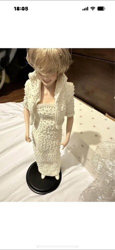 Lady diana porcelain - diana,