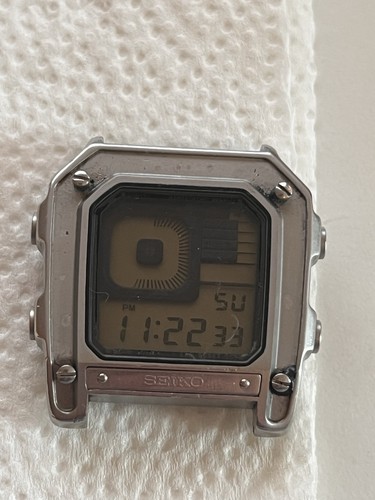 Seiko g757 5000 digital - g757--,
