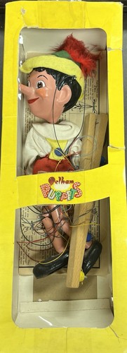 Vintage pelham puppet - pelham, walt