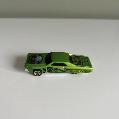 Hot wheels layin lowrider - hot, layin’