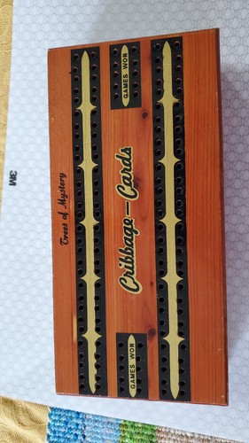 Estate sale cribbage board - -,