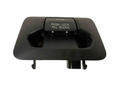 NO3634 VOLVO Parking aid switch 31343242. A33