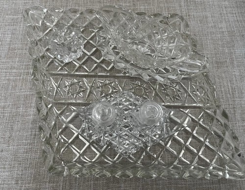 Clear diamond pattern cut - clear,