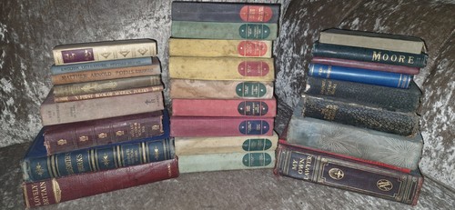 Job lot vintage books - 25+,