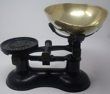 Vintage Scales Cast Iron Boots Traditional Kitchen Weighing Balance Scales Black