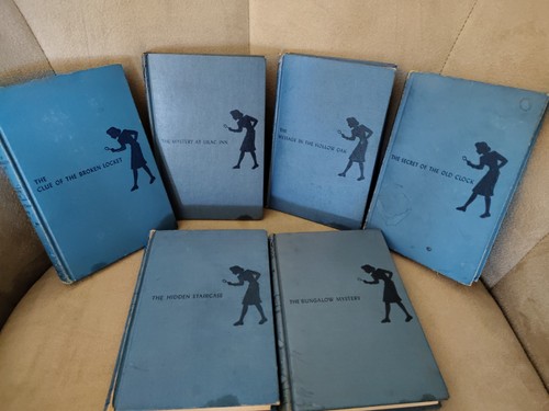 Vintage nancy drew hardcover - nancy,