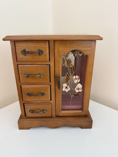Vintage wooden jewellery - wooden,