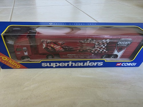 Corgi ducati corse superhauler - ducati,
