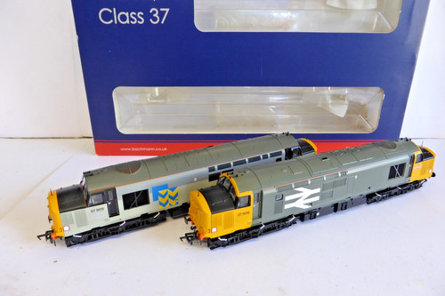 Gauge bachmann 390z - gauge,