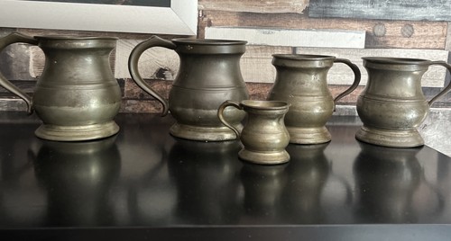Harlequin set victorian - of, 5