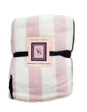 NWT Victoria's Secret Sherpa