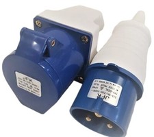 32 amp plug and wall mount