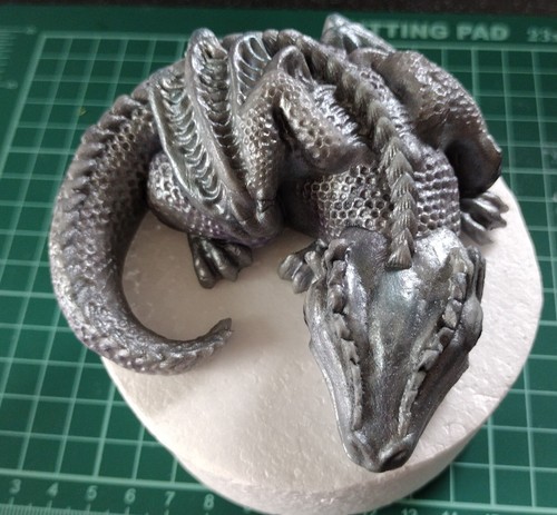 Edible fondant lizard dragon - edible,