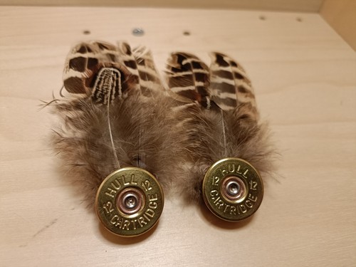 Pheasant feather brooch - x,