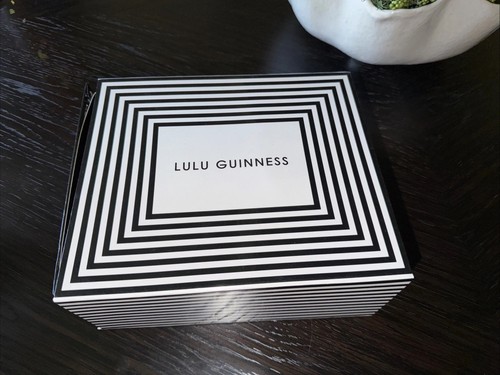 Fabulous golden lulu guinness - fabulous,