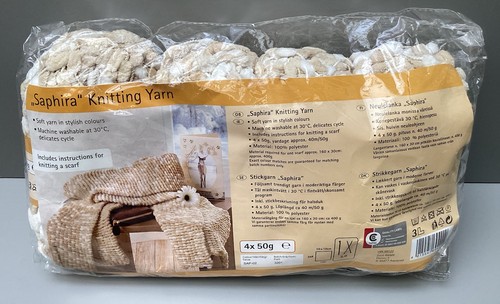 Pom knitting yarn with - pom,