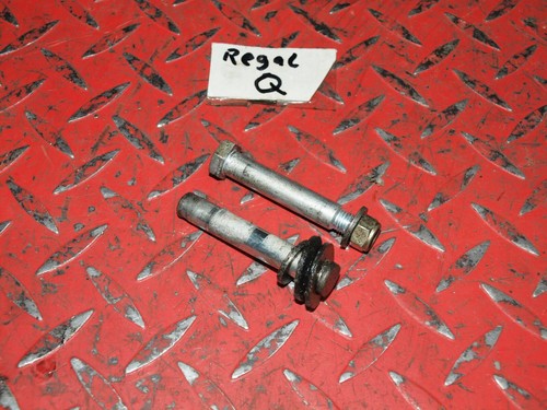 Shock absorber strut bolt