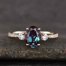 2Ct Oval Cut Alexandrite
