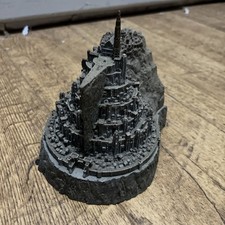 Weta Sideshow Lord of the Rings Minas Tirith Statue Plus Ring