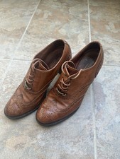 Russel And Bromley Size 6