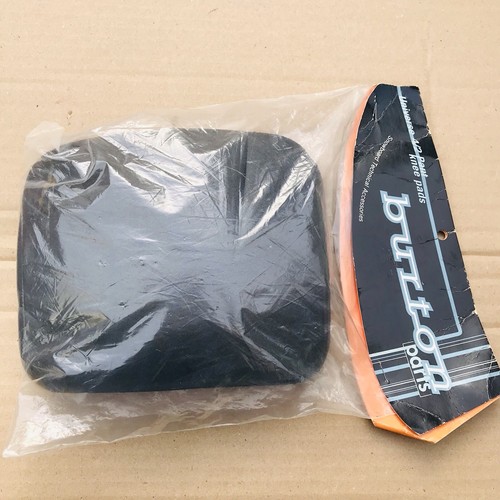 Burton universe knee - burton, 4/2