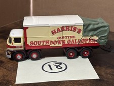 Corgi cc10802 showmans 8 - corgi,