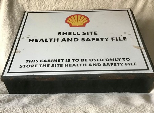 Shell petrol oil - &,