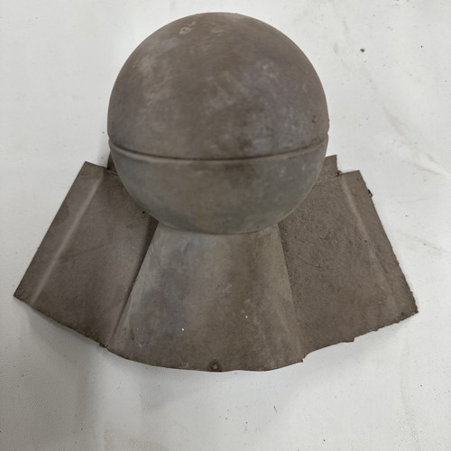 Vtg galvanized roof ridge - 1,