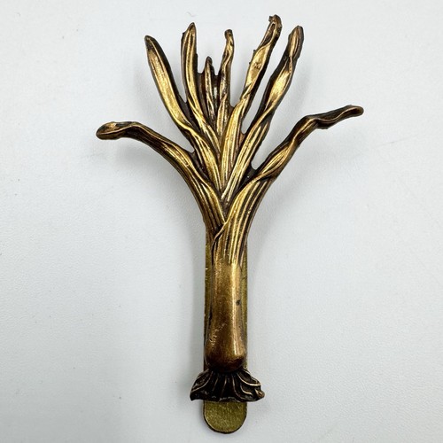 Genuine welsh guards cap badge - genuine,