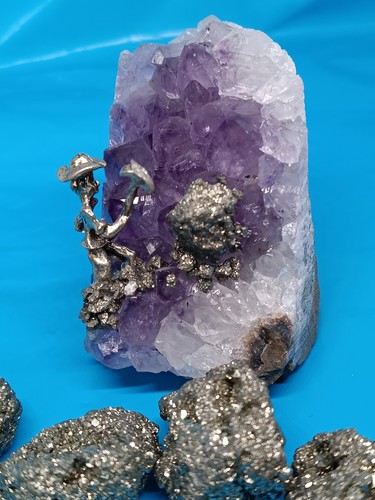 Amethyst with miner - amethyst, working