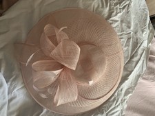 LADIES CAPELLI CONDICI PALE PINK WEDDING HATINATOR FASCINATOR £250 