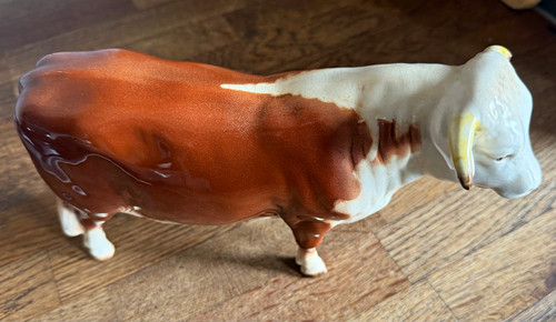 Beswick brown white ceramic - &,