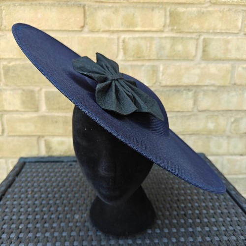 Navy blue large wide brim - wide,