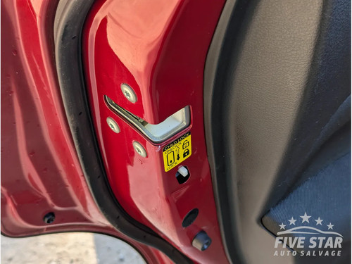 Suzuki sx4 cross rear door - suzuki, s-cross