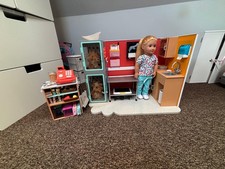 Our Generation Vets, Pet shop, Doll and Vets outfit 