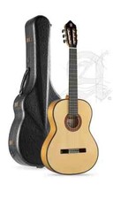 Alhambra 10 FC - Flamenco Guitar + Case + VIP PACK