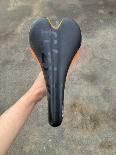 Fizik aliante ium - aliante, saddle