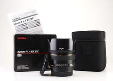 Sigma 30mm F1.4 DC HSM AF