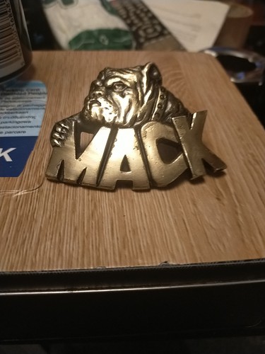 This mack truck belt - this, buckle